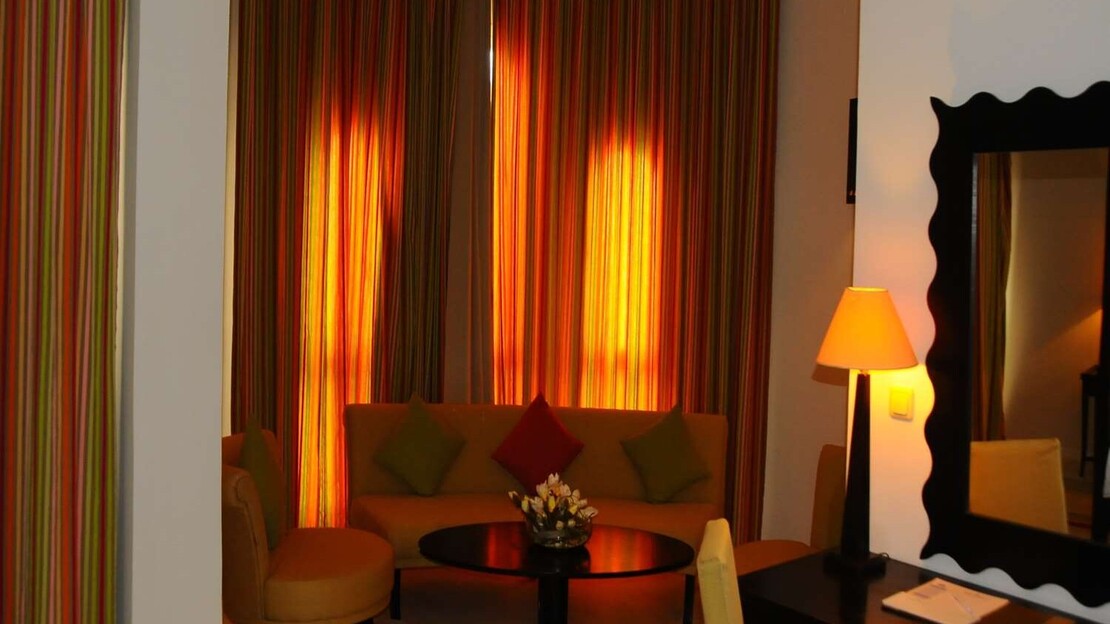 Golden Tulip Taj Sultan